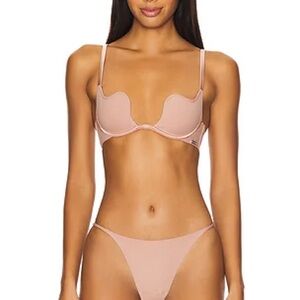 Le Stretch Micro U-plunge Bra in Tan
fleur du mal